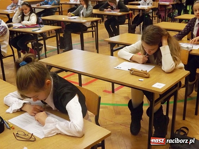 Zdjęcie w galerii na portalu naszraciborz.pl: 52 uczestników na konkursie religijnym w SP 13 wiadomości z regionu