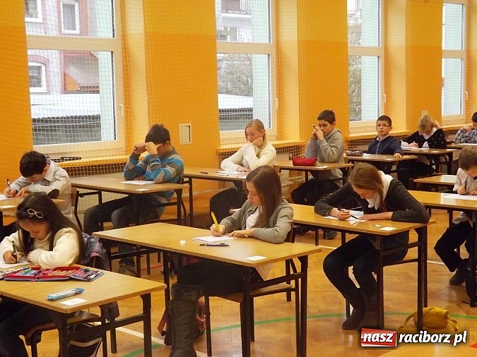 Zdjęcie w galerii na portalu naszraciborz.pl: 52 uczestników na konkursie religijnym w SP 13 wiadomości z regionu