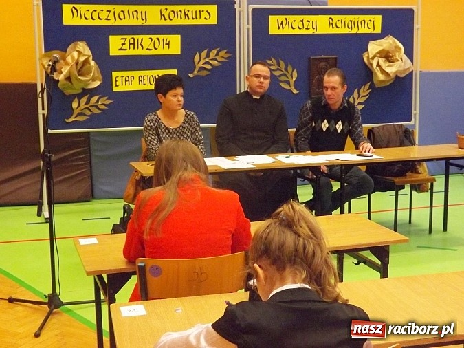 Zdjęcie w galerii na portalu naszraciborz.pl: 52 uczestników na konkursie religijnym w SP 13 wiadomości z regionu