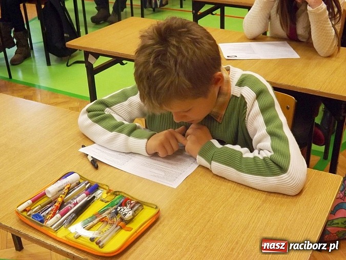 Zdjęcie w galerii na portalu naszraciborz.pl: 52 uczestników na konkursie religijnym w SP 13 wiadomości z regionu