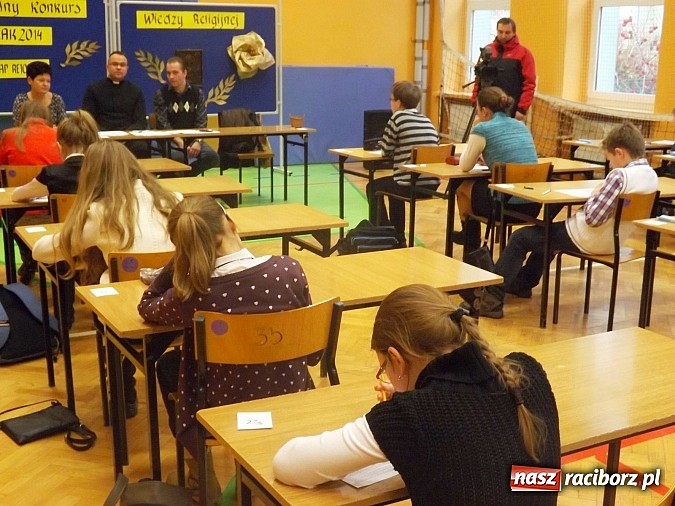 Zdjęcie w galerii na portalu naszraciborz.pl: 52 uczestników na konkursie religijnym w SP 13 wiadomości z regionu