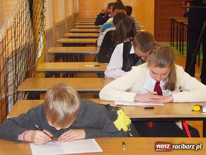 Zdjęcie w galerii na portalu naszraciborz.pl: 52 uczestników na konkursie religijnym w SP 13 wiadomości z regionu