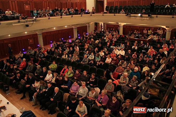 Zdjęcie w galerii na portalu naszraciborz.pl: Biesiada Śląska Szkół Specjalnych - Bajtel Gala wiadomości z regionu