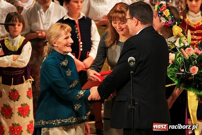 Zdjęcie w galerii na portalu naszraciborz.pl: Biesiada Śląska Szkół Specjalnych - Bajtel Gala wiadomości z regionu