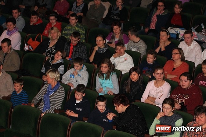 Zdjęcie w galerii na portalu naszraciborz.pl: Biesiada Śląska Szkół Specjalnych - Bajtel Gala wiadomości z regionu