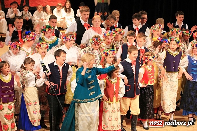 Zdjęcie w galerii na portalu naszraciborz.pl: Biesiada Śląska Szkół Specjalnych - Bajtel Gala wiadomości z regionu