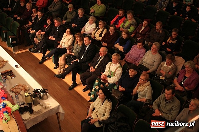 Zdjęcie w galerii na portalu naszraciborz.pl: Biesiada Śląska Szkół Specjalnych - Bajtel Gala wiadomości z regionu