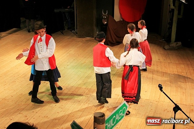 Zdjęcie w galerii na portalu naszraciborz.pl: Biesiada Śląska Szkół Specjalnych - Bajtel Gala wiadomości z regionu