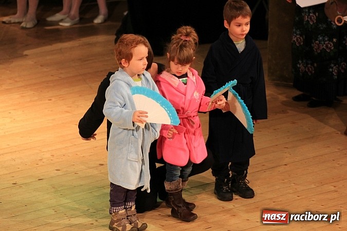 Zdjęcie w galerii na portalu naszraciborz.pl: Biesiada Śląska Szkół Specjalnych - Bajtel Gala wiadomości z regionu