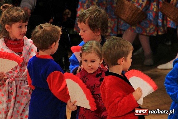 Zdjęcie w galerii na portalu naszraciborz.pl: Biesiada Śląska Szkół Specjalnych - Bajtel Gala wiadomości z regionu