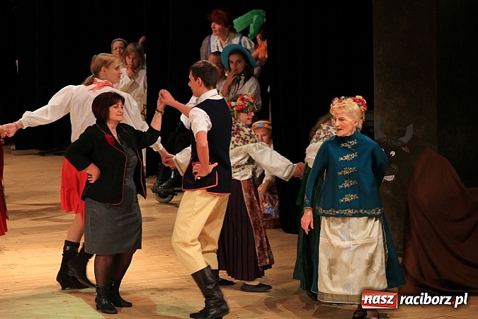 Zdjęcie w galerii na portalu naszraciborz.pl: Biesiada Śląska Szkół Specjalnych - Bajtel Gala wiadomości z regionu