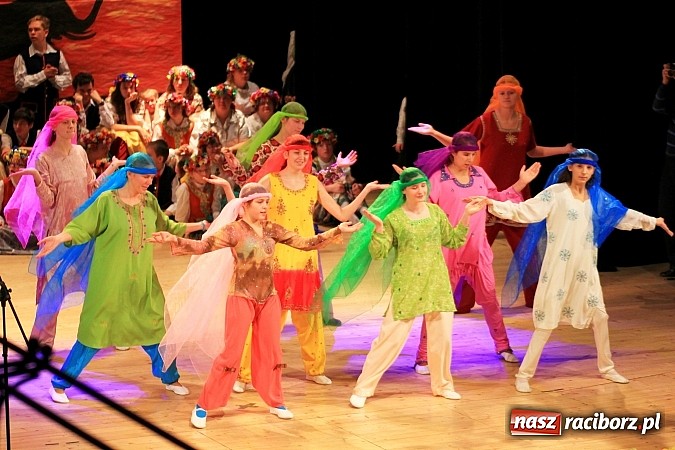 Zdjęcie w galerii na portalu naszraciborz.pl: Biesiada Śląska Szkół Specjalnych - Bajtel Gala wiadomości z regionu