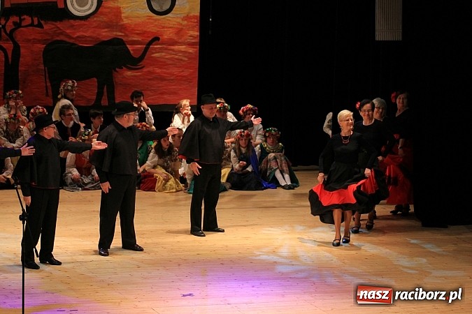 Zdjęcie w galerii na portalu naszraciborz.pl: Biesiada Śląska Szkół Specjalnych - Bajtel Gala wiadomości z regionu