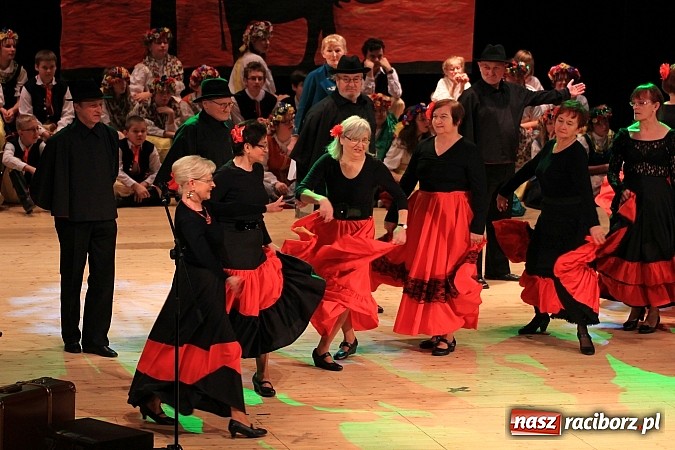 Zdjęcie w galerii na portalu naszraciborz.pl: Biesiada Śląska Szkół Specjalnych - Bajtel Gala wiadomości z regionu