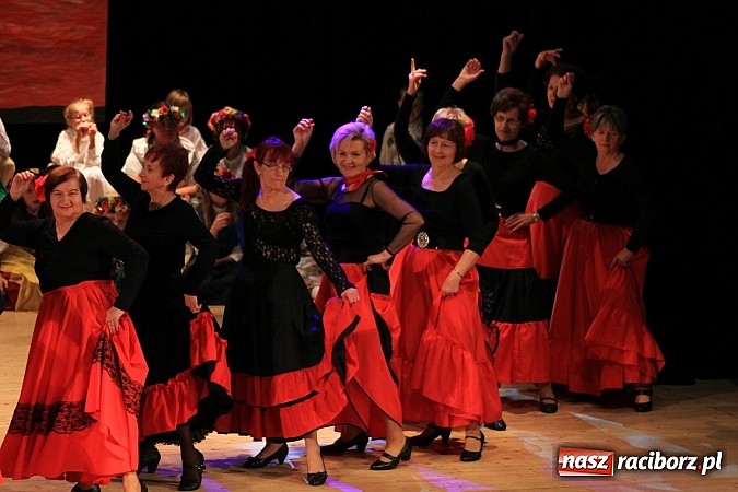 Zdjęcie w galerii na portalu naszraciborz.pl: Biesiada Śląska Szkół Specjalnych - Bajtel Gala wiadomości z regionu