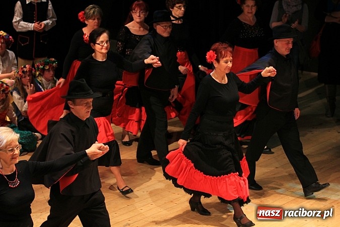 Zdjęcie w galerii na portalu naszraciborz.pl: Biesiada Śląska Szkół Specjalnych - Bajtel Gala wiadomości z regionu