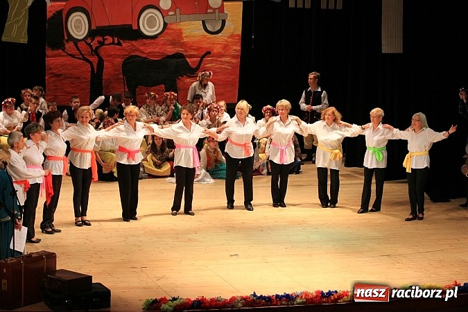 Zdjęcie w galerii na portalu naszraciborz.pl: Biesiada Śląska Szkół Specjalnych - Bajtel Gala wiadomości z regionu