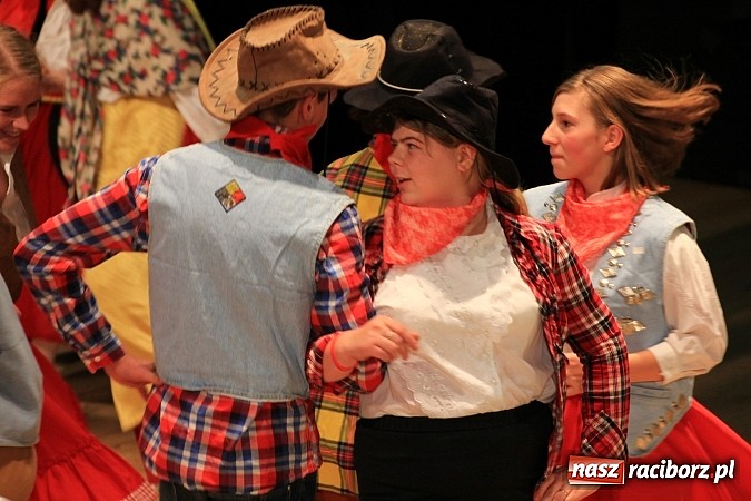 Zdjęcie w galerii na portalu naszraciborz.pl: Biesiada Śląska Szkół Specjalnych - Bajtel Gala wiadomości z regionu