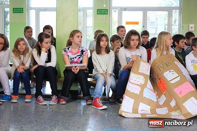 Zdjęcie w galerii na portalu naszraciborz.pl: O skutkach zażywania narkotyków w SP 15 wiadomości z regionu