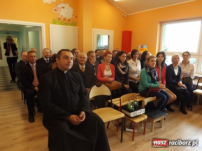 Zdjęcie w galerii na portalu naszraciborz.pl: ZSP w Pogrzebieniu ma nowe przedszkole wiadomości z regionu