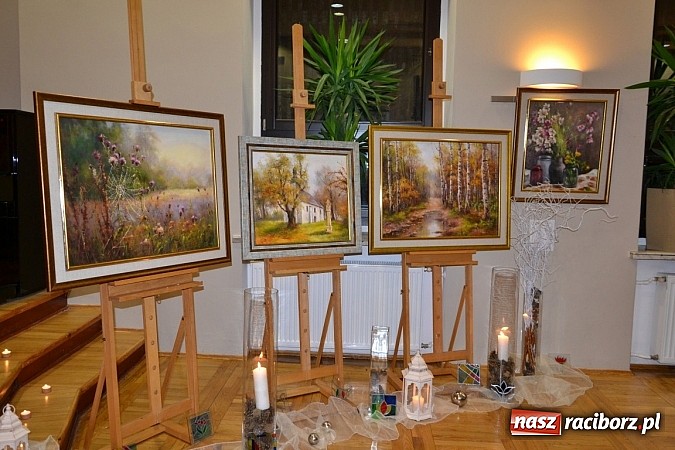 Zdjęcie w galerii na portalu naszraciborz.pl: Wieczór przy świecach w Tworkowie wiadomości z regionu