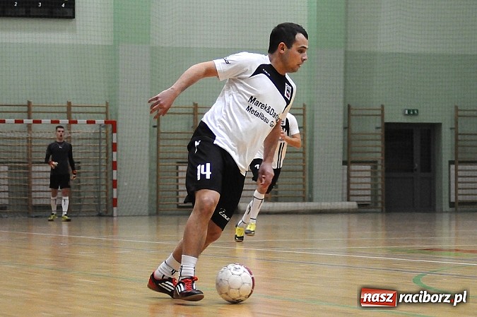 Zdjęcie w galerii na portalu naszraciborz.pl: Tritle nie dały szans MOW-owi Rudy wiadomości z regionu