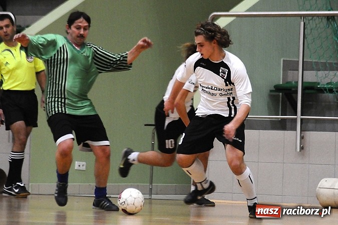 Zdjęcie w galerii na portalu naszraciborz.pl: Tritle nie dały szans MOW-owi Rudy wiadomości z regionu