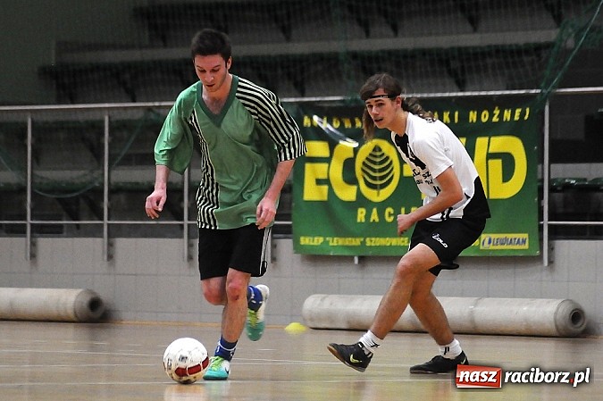 Zdjęcie w galerii na portalu naszraciborz.pl: Tritle nie dały szans MOW-owi Rudy wiadomości z regionu