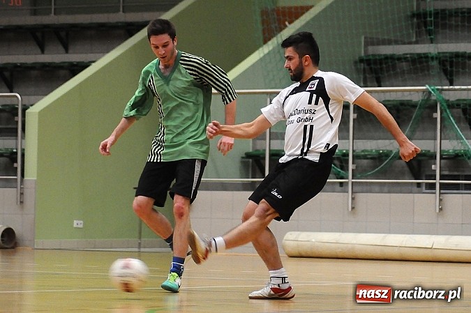 Zdjęcie w galerii na portalu naszraciborz.pl: Tritle nie dały szans MOW-owi Rudy wiadomości z regionu