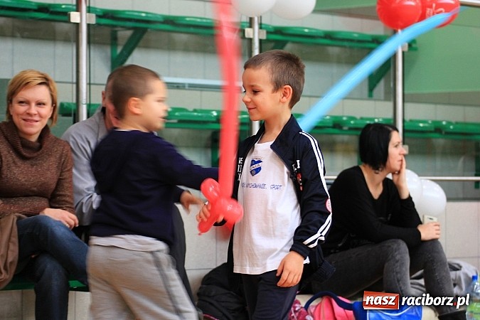 Zdjęcie w galerii na portalu naszraciborz.pl: Szlachetna Paczka: Happening z zumbą i aikido wiadomości z regionu