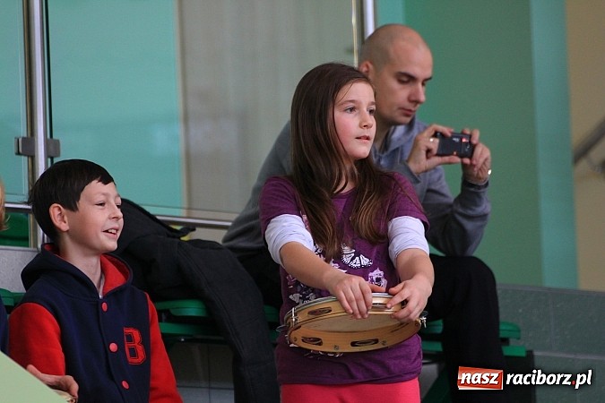 Zdjęcie w galerii na portalu naszraciborz.pl: Szlachetna Paczka: Happening z zumbą i aikido wiadomości z regionu