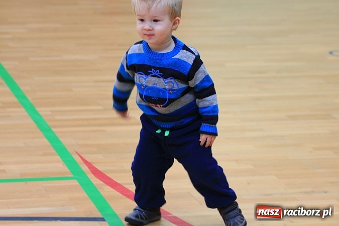 Zdjęcie w galerii na portalu naszraciborz.pl: Szlachetna Paczka: Happening z zumbą i aikido wiadomości z regionu