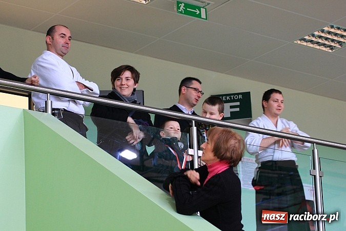 Zdjęcie w galerii na portalu naszraciborz.pl: Szlachetna Paczka: Happening z zumbą i aikido wiadomości z regionu