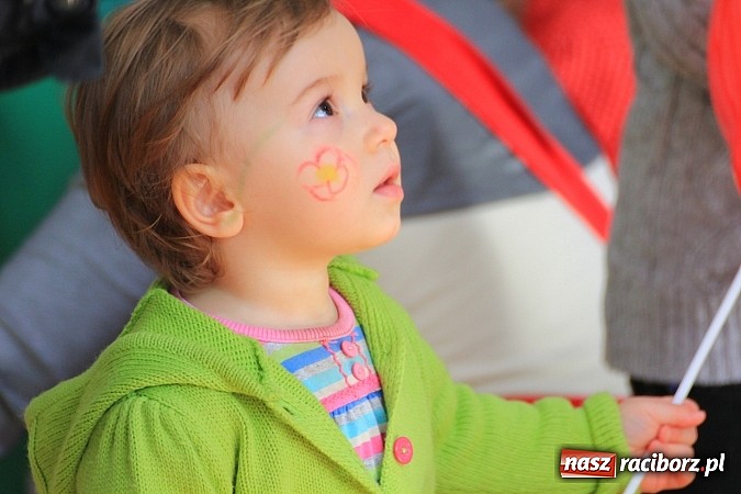 Zdjęcie w galerii na portalu naszraciborz.pl: Szlachetna Paczka: Happening z zumbą i aikido wiadomości z regionu