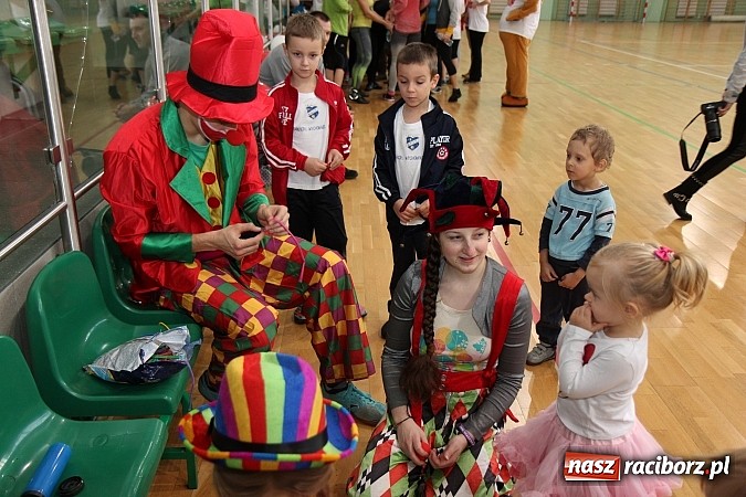 Zdjęcie w galerii na portalu naszraciborz.pl: Szlachetna Paczka: Happening z zumbą i aikido wiadomości z regionu
