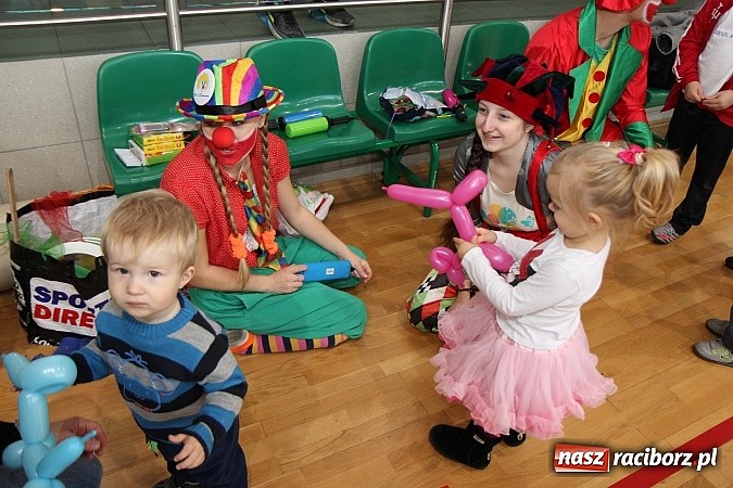 Zdjęcie w galerii na portalu naszraciborz.pl: Szlachetna Paczka: Happening z zumbą i aikido wiadomości z regionu