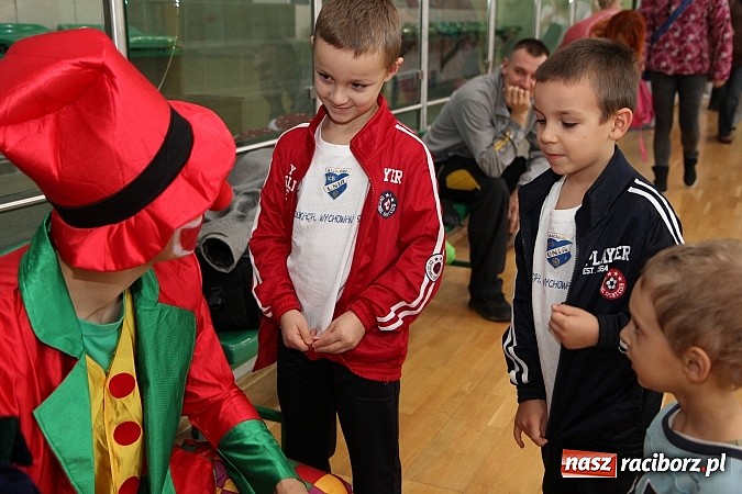 Zdjęcie w galerii na portalu naszraciborz.pl: Szlachetna Paczka: Happening z zumbą i aikido wiadomości z regionu