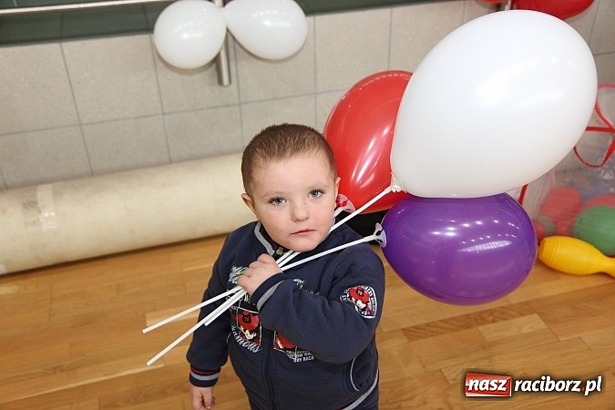 Zdjęcie w galerii na portalu naszraciborz.pl: Szlachetna Paczka: Happening z zumbą i aikido wiadomości z regionu
