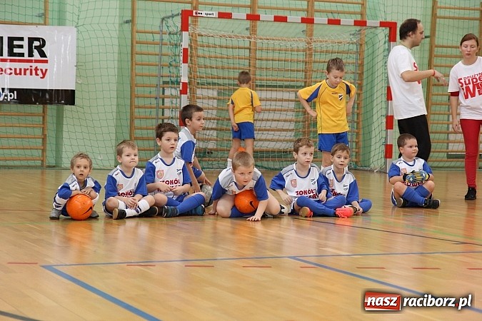 Zdjęcie w galerii na portalu naszraciborz.pl: Szlachetna Paczka: Happening z zumbą i aikido wiadomości z regionu