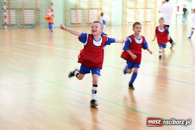 Zdjęcie w galerii na portalu naszraciborz.pl: Szlachetna Paczka: Happening z zumbą i aikido wiadomości z regionu