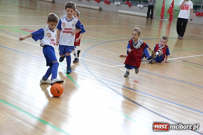 Zdjęcie w galerii na portalu naszraciborz.pl: Szlachetna Paczka: Happening z zumbą i aikido wiadomości z regionu