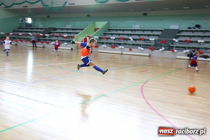 Zdjęcie w galerii na portalu naszraciborz.pl: Szlachetna Paczka: Happening z zumbą i aikido wiadomości z regionu