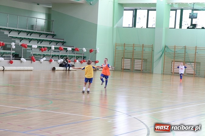 Zdjęcie w galerii na portalu naszraciborz.pl: Szlachetna Paczka: Happening z zumbą i aikido wiadomości z regionu