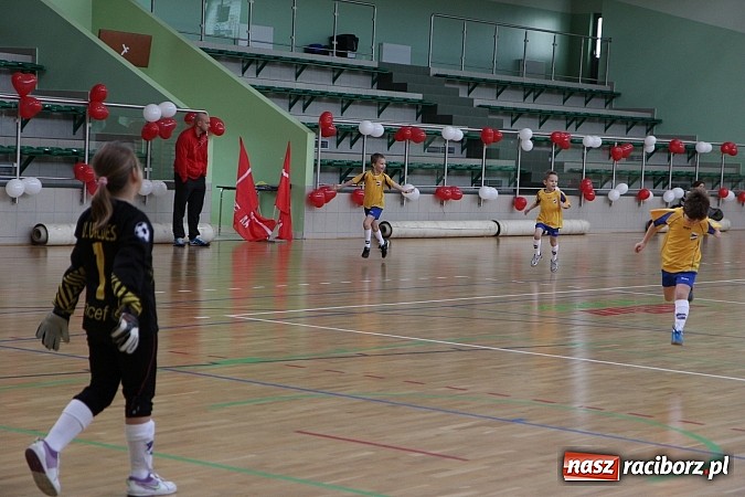 Zdjęcie w galerii na portalu naszraciborz.pl: Szlachetna Paczka: Happening z zumbą i aikido wiadomości z regionu