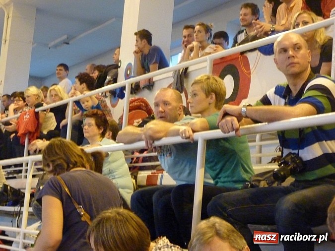 Zdjęcie w galerii na portalu naszraciborz.pl: Pływackie Mikołajki na pływalni PWSZ wiadomości z regionu