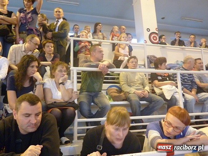 Zdjęcie w galerii na portalu naszraciborz.pl: Pływackie Mikołajki na pływalni PWSZ wiadomości z regionu