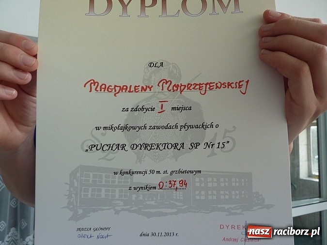 Zdjęcie w galerii na portalu naszraciborz.pl: Pływackie Mikołajki na pływalni PWSZ wiadomości z regionu