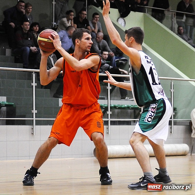 Zdjęcie w galerii na portalu naszraciborz.pl: Koszykówka. Święty Mikołaj łaskawy dla Katowic wiadomości z regionu