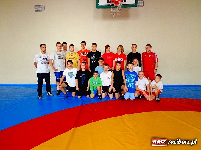 Zdjęcie w galerii na portalu naszraciborz.pl: Młodzi zapaśnicy przygotowują się do Mistrzostw Polski wiadomości z regionu