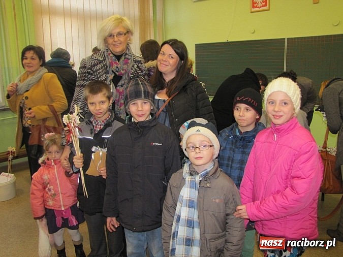 Zdjęcie w galerii na portalu naszraciborz.pl: Tradycyjny kiermasz bożonarodzeniowy w Borucinie wiadomości z regionu